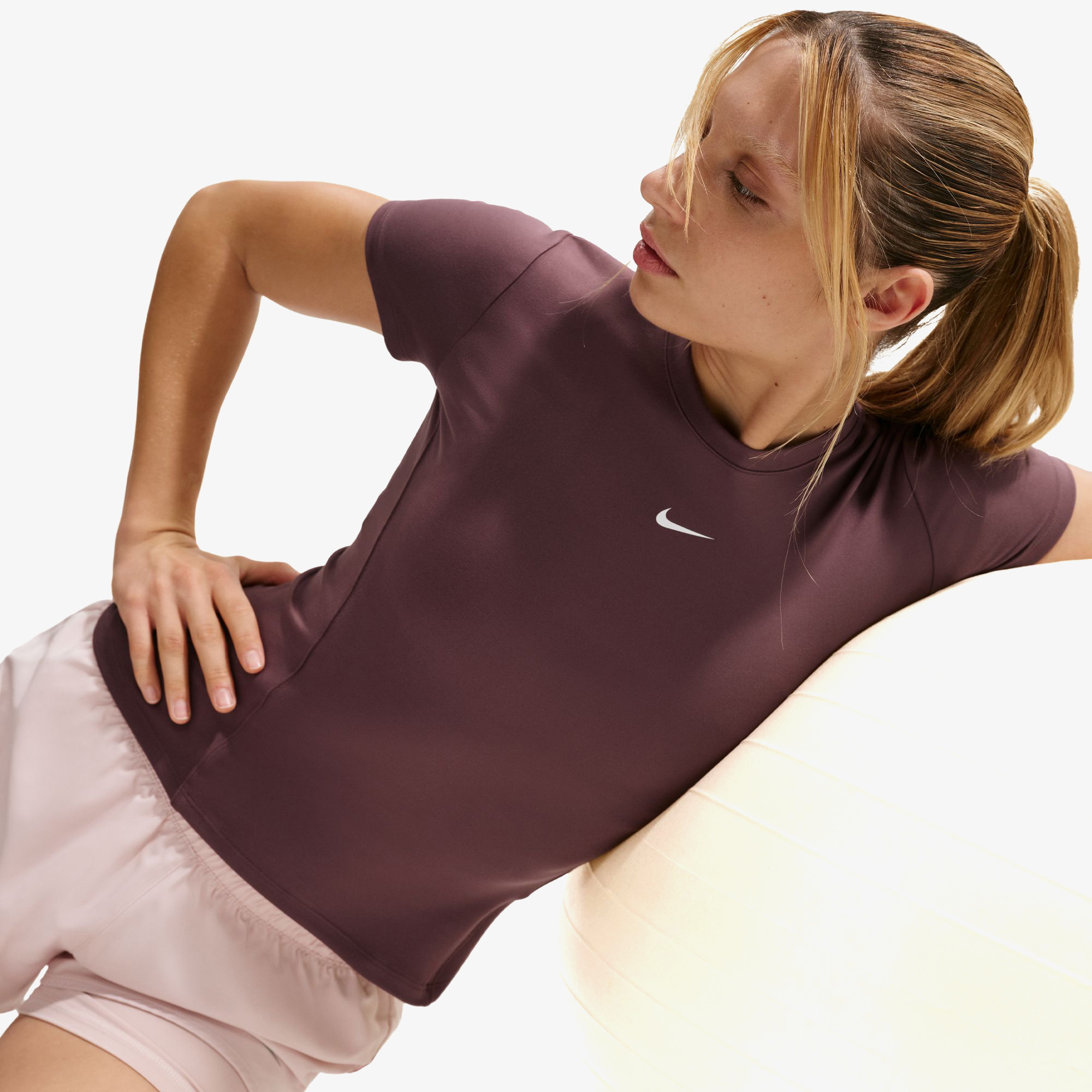 Nike One Kadın Mor Antrenman T-Shirt