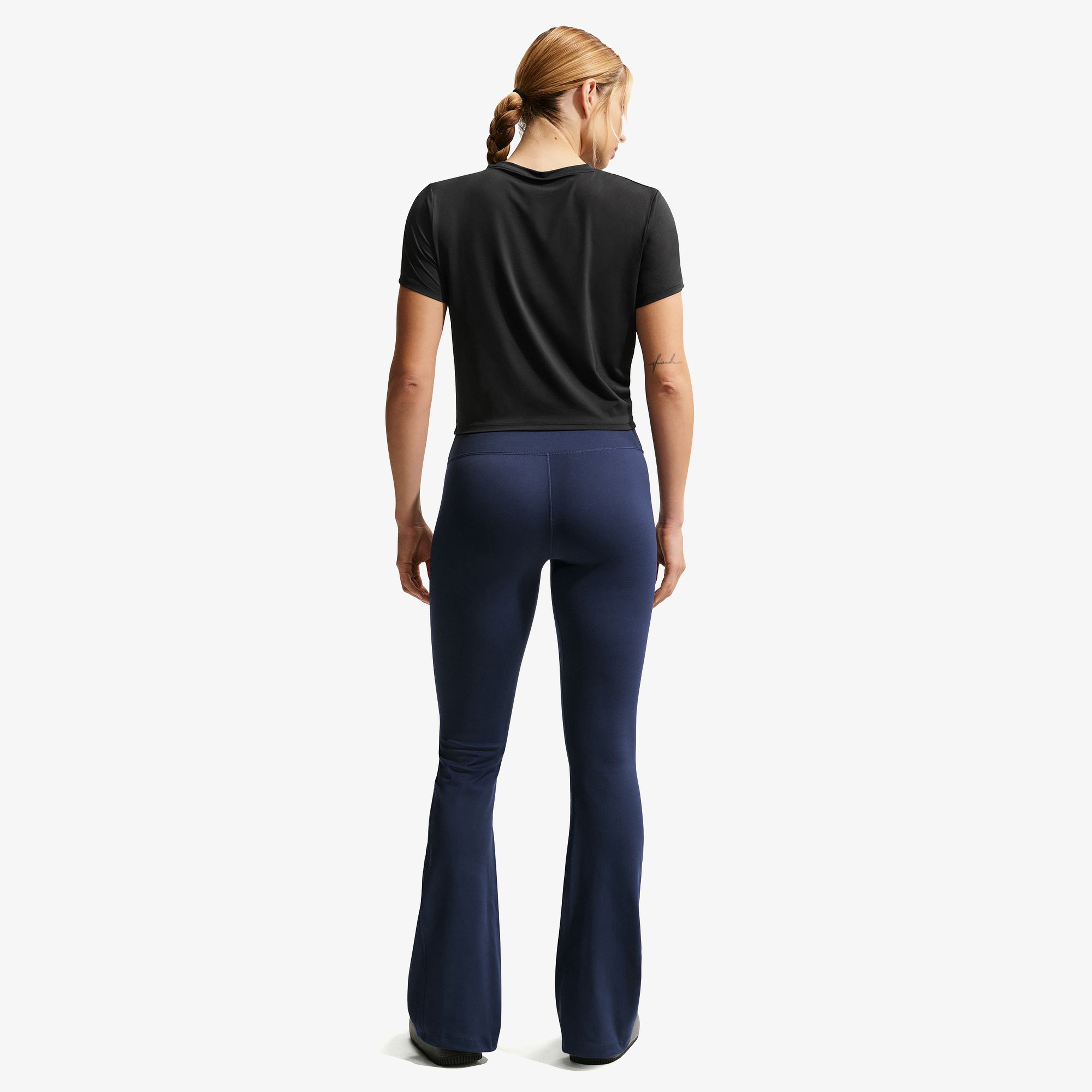 Nike One Classic Twist Kadın Siyah Antrenman T-Shirt