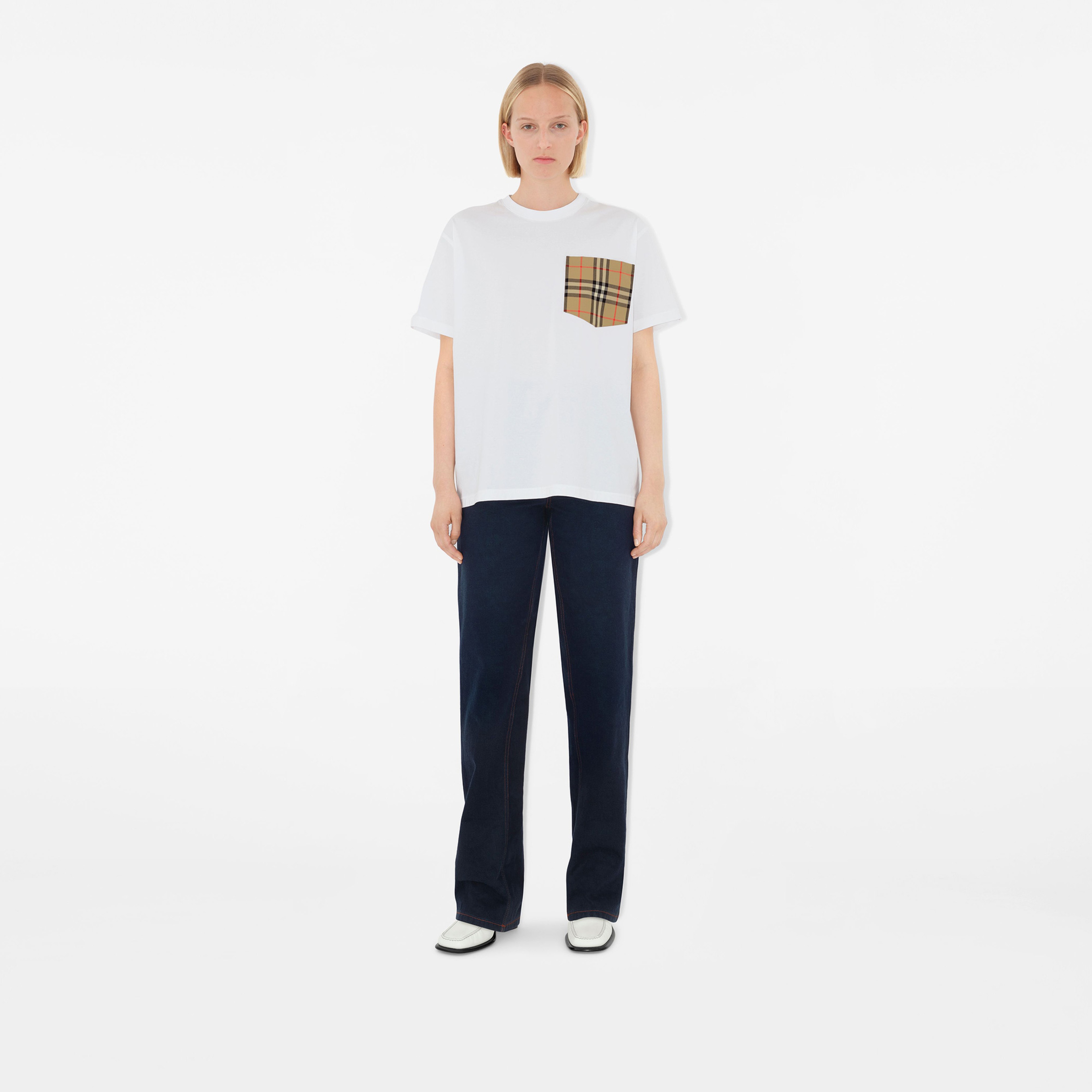 Burberry Check Pocket Pamuklu Kadın Beyaz T-Shirt