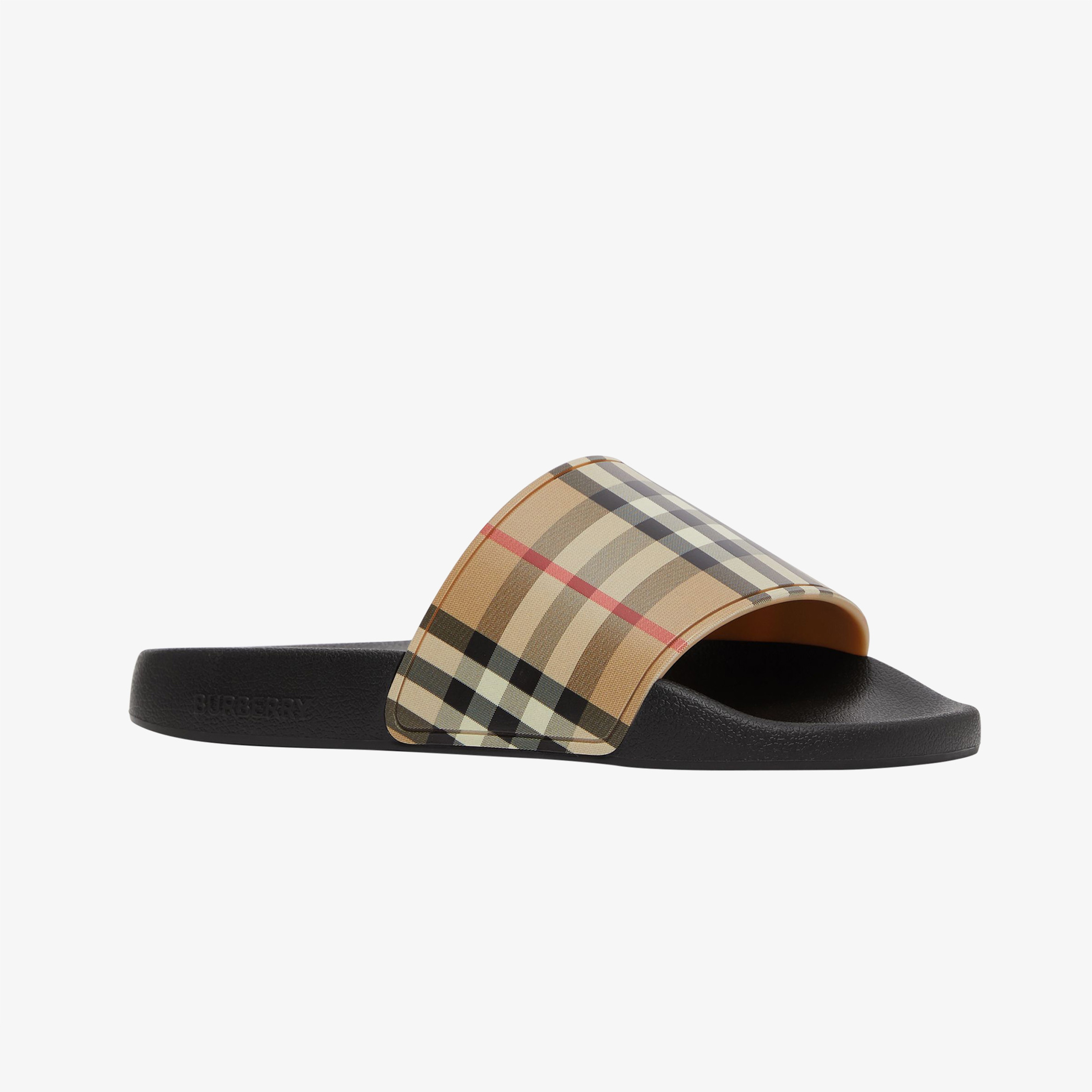 Burberry Furley Vintage Slides Kadın Bej Terlik