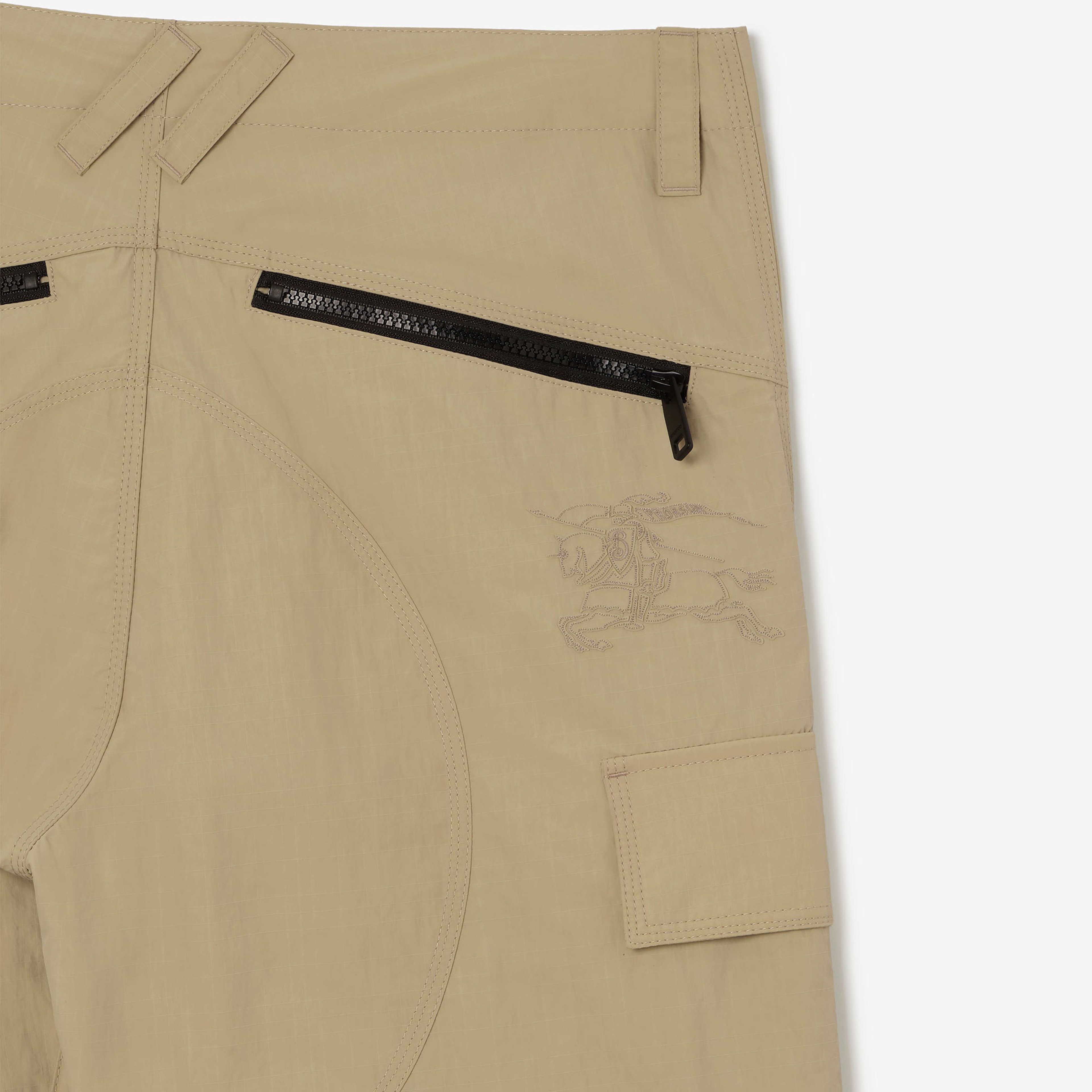 Burberry Erkek Bej Şort
